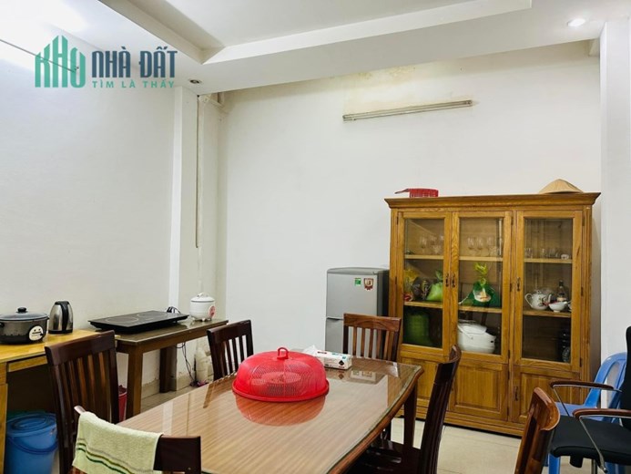 Bán nhà MT Cư xá Chu Văn An, Bình Thạnh, kinh doanh, 4x18, nhỉnh 11T, sổ vuông, còn TL