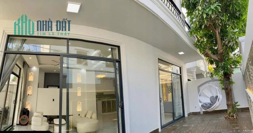 Bán biệt thự mới 1 trệt 3 lầu đường Xô Viết Nghệ Tĩnh, Vũng Tàu.