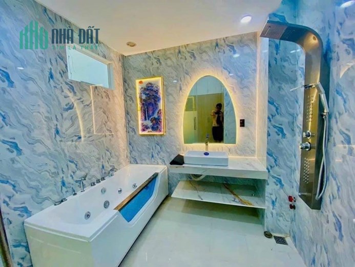 Bán biệt thự mới 1 trệt 3 lầu đường Xô Viết Nghệ Tĩnh, Vũng Tàu.