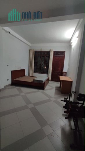 Bán nhà ngõ 8 Lê Quang Đạo,30m ra ô tô đừng đỗ,tặng ful nội thất,39m2,5 tầng,mặt tiền:3,9m