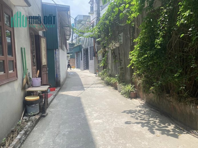 MẶT NGÕ Ô TÔ, 10m RA PHỐ, XÂY CCMN, 8 TẦNG GARA Ô TÔ, GIÁ ĐẦU TƯ

Thạch Bàn 54 Đất 3.5mặt tiền x