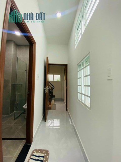Chỉ 5tỷ6 có nhà  HXH TT Quận 10  đường Tô Hiến Thành, xây BTCT 4 tầng mới tinh.