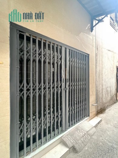 Nhà mới 3 tầng sát đường Phạm Thế Hiển P3Q8. Giá 2,28 tỷ bớt lộc