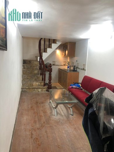 Chúc mừng Anh/Chị đã may mắn xem được căn nhà đẹp ở ngõ Khâm Thiên, giá chỉ nhỉnh 3 tỷ.