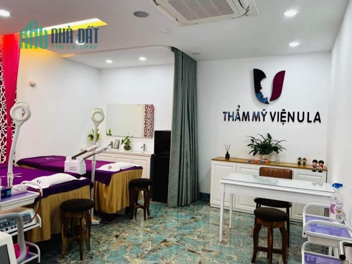 GẤP CHỦ ĐANG VAY BANK 18 TỶ  CẦN BÁN GẤP MẶT TIỀN ĐẸP LUNH LINH - NỘI THẤT, THANG MÁY XỊN.