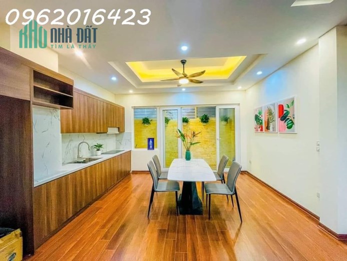 Bán Nhà Phố Liễu Giai Ba Đình 12tỷ 68m 4tầng Oto Ngõ Thông Rộng An Sinh Rảo Bước Hồ Tây