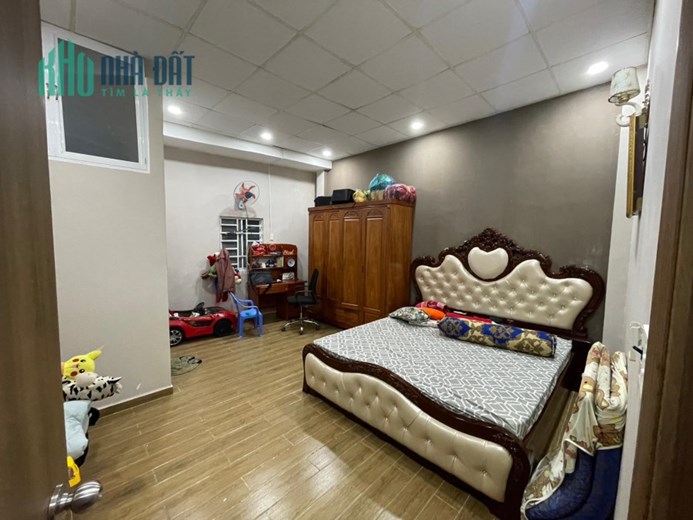 Bán Nhà Ngay Mặt Tiền Kinh Doanh Phạm Hùng - Quận 8, 64m2, giá rẻ