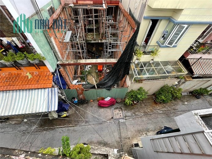 QUẬN 3 DT42M2 HẺM XE HƠI THÔNG HẺM 611 HOÀNG SA - NHÀ LÔ GÓC