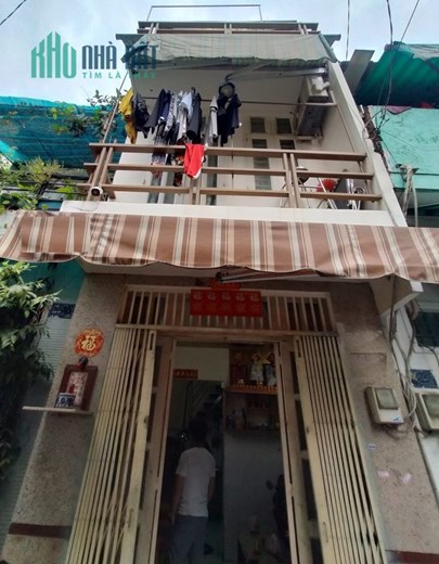 Bán nhà hẻm xe hơi đường Tân Hòa Đông, Bình Tân, 17m2, Ngang 3 x 6m, 3 tầng, 2PN 2WC, chỉ 2 tỷ TL