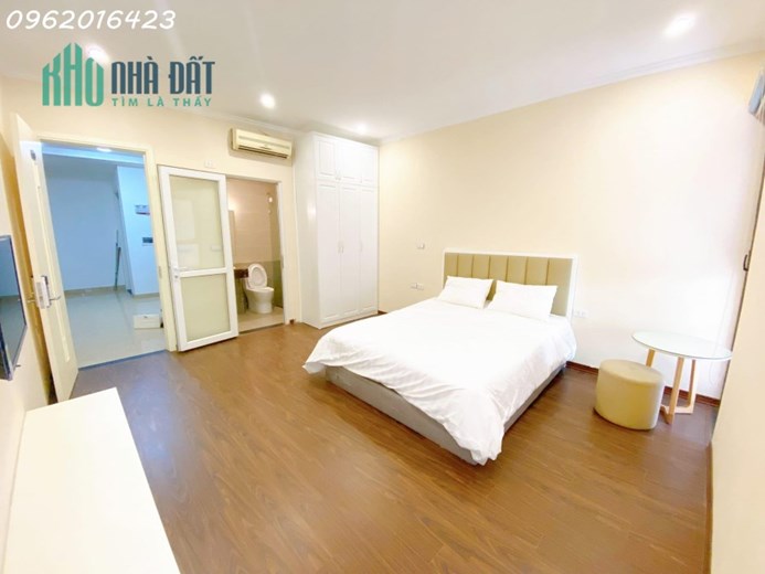 Toà Apartment Trần Duy Hưng Cầu Giấy 27tỷ 120m 8 Tầng Thang Máy Oto Dòng Tiền 120 Tr/Th
