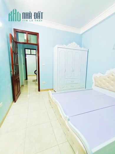 Nhà Nguyễn Khoái - Hoàng Mai 36m2*5 Tầng giá 2.98 Tỷ