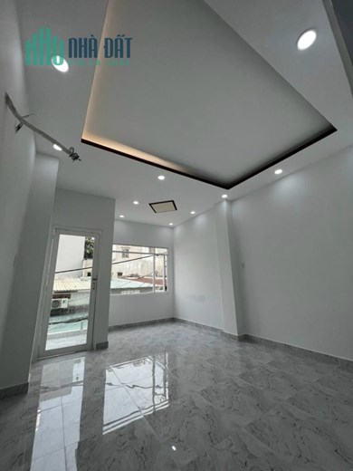 Bán nhà HXH đường 5 - Nguyễn Sơn nối dài, Bình Tân, 40m2, Ngang 4m, 4 tầng, 4PN 5WC, chỉ 4.5 tỷ TL