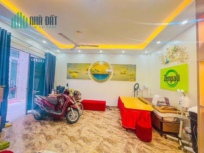 Ô tô đỗ cửa, KD online, nhà đẹp Xuân Đỉnh, Bắc Từ Liêm, 36m2, 4.25 tỷ