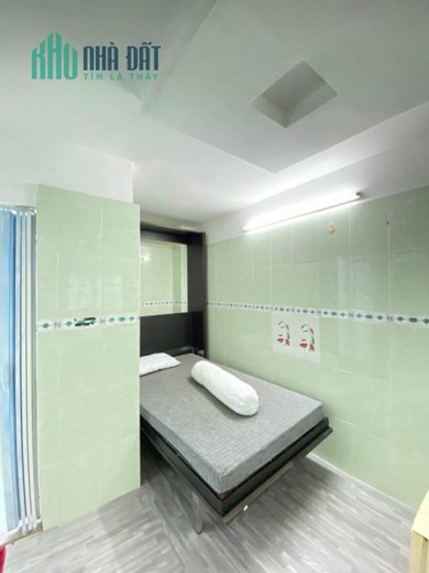 Bán nhà 5 tàng đường Bùi Viện Quận 1 3PN DTSD 60m2 chỉ 2.98 tỷ