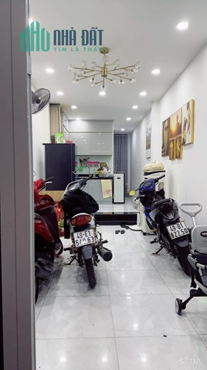 Nhà đẹp Q10, Tô Hiến Thành, tặng nội thất, 4 tầng chỉ 5.6 tỷ.