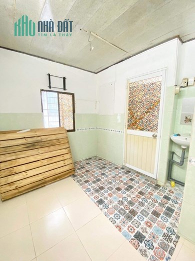 Bán nhà 5 tàng đường Bùi Viện Quận 1 3PN DTSD 60m2 chỉ 2.98 tỷ
