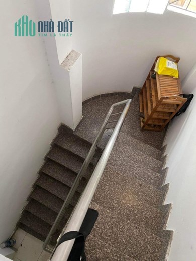 Bán nhà 5 tàng đường Bùi Viện Quận 1 3PN DTSD 60m2 chỉ 2.98 tỷ