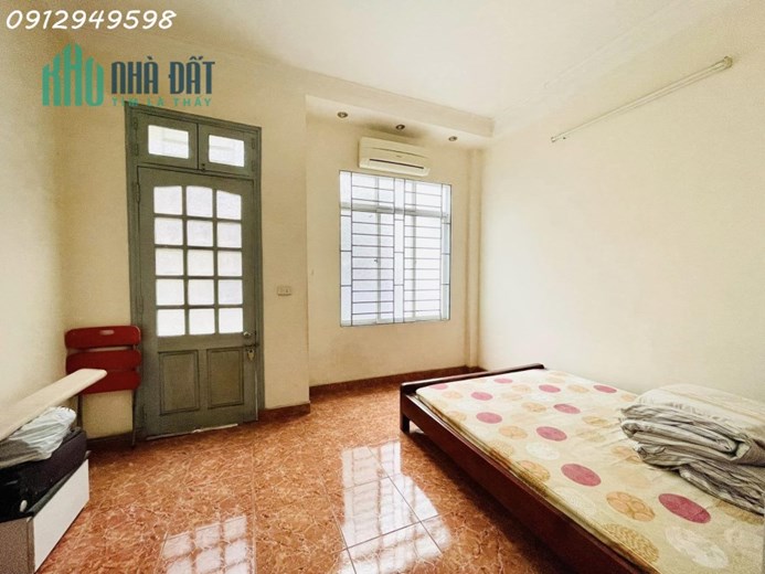 Bán Đất Tặng nhà phố Xã Đàn lô góc KD Ôtô vào nhà 45m 4 tầng MT 4,6m chỉ 6 tỷ.