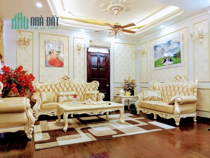 Bán nhà Huỳnh Thúc Kháng, Đống Đa 65m, 6 tầng, mt 5m, Giá 19 tỷ.