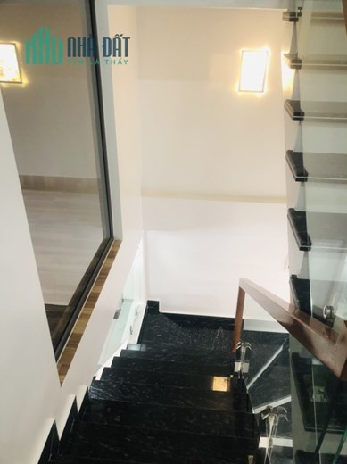 Bán nhà phố Thiên Lôi gần Cầu Rào , diện tích 45m 4 tầng, GIÁ 3 tỉ mới tinh, ngõ cực nông