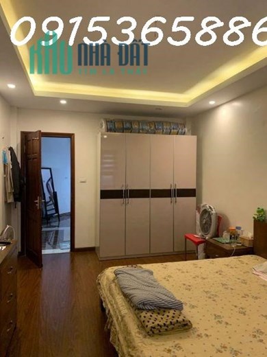 Cần bán gấp căn nhà ngõ 461 ngách 47 phố Minh Khai DT sổ hồng 40m² x 3 tầng cũ giá 3,3 tỷ.