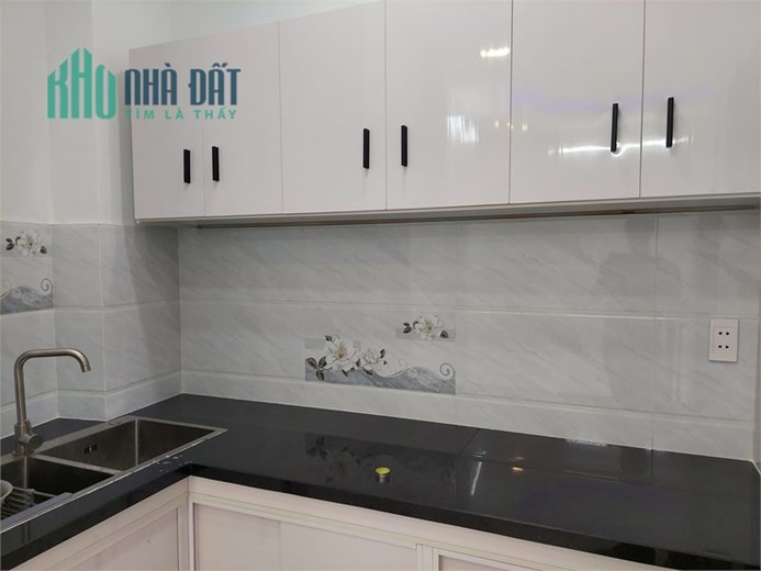 GẤP BÁN GIẢM TIẾP 100 TRIỆU, CHỈ  CÒN 4 Tỷ xíu- NHÀ MỚI - 4 TẦNG THÍCH QUẢNG ĐỨC PHÚ NHUẬN