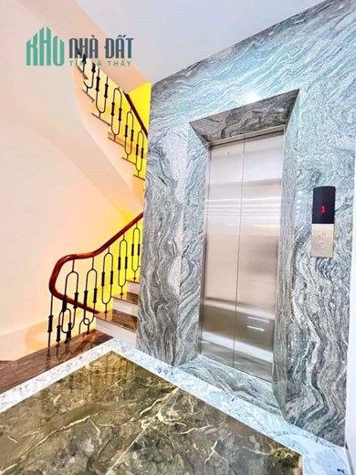 Phân lô Hoàng Đạo Thành 40M 5T LÔ GÓC  full nội thất, Ô tô. Giá 6.2 tỷ