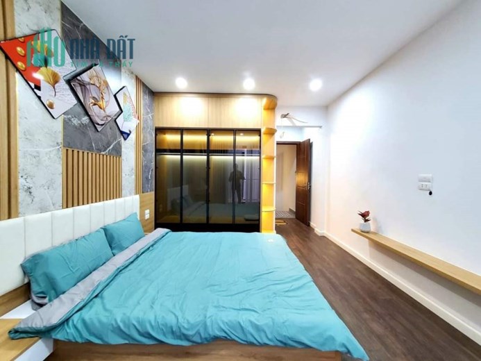 Hoàng Đạo Thành - Kim Giang 5 tầng tặng nội thất, Ô tô tránh 20m. Nhỉnh 4 tỷ