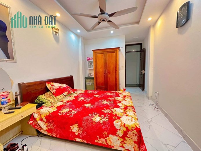 Siêu hiêm! Bán nhà đẹp nhất mặt phố Chùa Quỳnh mặt tiền 4.1m kinh doanh đỉnh, giá 8 tỷ
