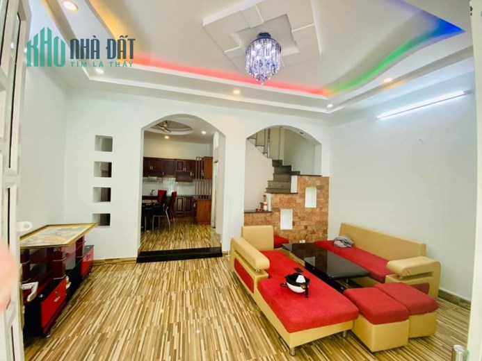 Chủ Kẹt TIền Cần Bán Nhà Đẹp 4 Tấm  - DT 41M2 - Xe Hơi Ngủ Trong Nhà - Giá 6 Tỷ Nhĩnh.. Đường Vĩnh