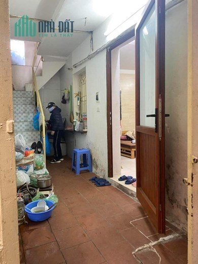 Bán nhà Đê La Thành , vị trí siêu hiếm trong tầm giá , 30m, 2,8 tỷ