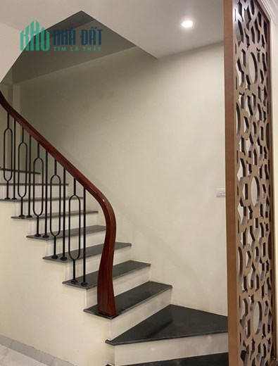CẦN BÁN NHÀ PHỐ  KIM MÃ BA ĐÌNH  38M2 6TẦNG  NHÀ MỚI  ĐẤT PHÂN LÔ   GẦN PHỐ  GIÁ 5TỶ65