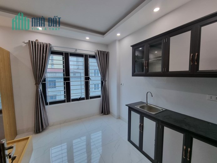 Bán nhà DÒNG TIỀN – MỄ TRÌ 45M, 5T,7P, 5 tỷ 55, nhà mới chỉ việc khai thác