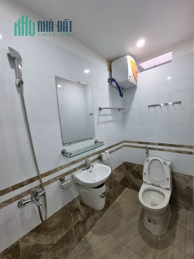 Bán nhà DÒNG TIỀN – MỄ TRÌ 45M, 5T,7P, 5 tỷ 55, nhà mới chỉ việc khai thác