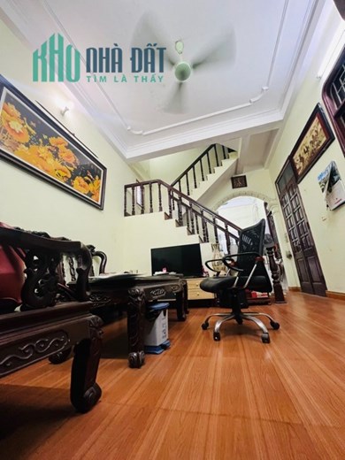 HIẾM Cầu Diễn 46m2, mặt tiền 4.5m, Lô góc 3 thoáng, ô tô đỗ cửa 4.3 Tỷ.