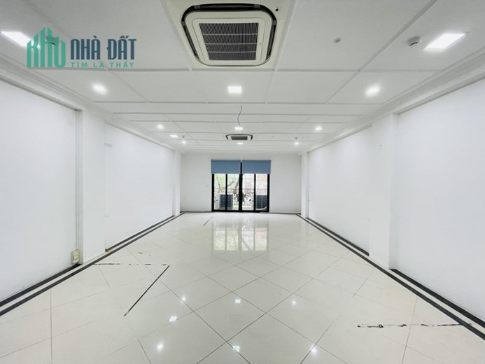 102m 8 Tầng Dòng Tiền 2 Tỷ 1 Năm Mặt Phố Võ Văn Dũng Trung Tâm Đống Đa. Vị Trí Kim Cương Kinh Doanh