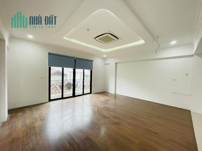 102m 8 Tầng Dòng Tiền 2 Tỷ 1 Năm Mặt Phố Võ Văn Dũng Trung Tâm Đống Đa. Vị Trí Kim Cương Kinh Doanh