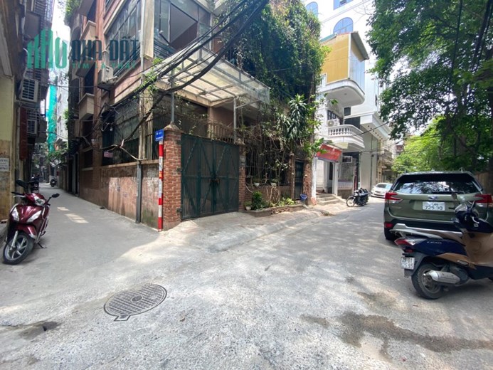 GÀ ĐẺ TRỨNG VÀNG CCMN 33 PHÒNG - THÁNG MÁY - FULL NỘI THẤT - MẶT NGÕ THÔNG - ÔTÔ ĐỖ CỬA - ÔTÔ TRÁNH