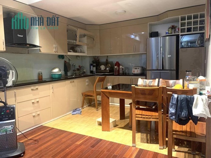 BÁN NHÀ MỄ TRÌ HẠ, NAM TỪ LIÊM Ở NGAY 39M2, 4 TÂNG, MT 5M, GIÁ 4.33 TỶ.
