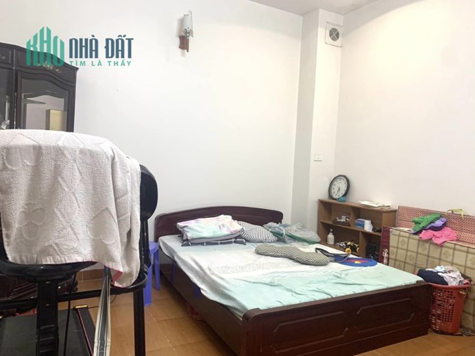 BÁN NHÀ MỄ TRÌ HẠ, NAM TỪ LIÊM Ở NGAY 39M2, 4 TÂNG, MT 5M, GIÁ 4.33 TỶ.