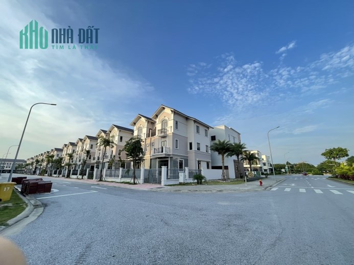 Biệt thự song lập 135m ngay Gia Lâm Ninh Hiệp gía chỉ từ 6,xx tỷ nhanh tay liên hệ em Dương
