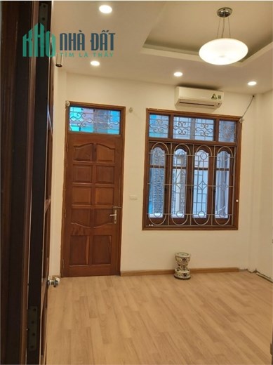 Bán nhà mặt phố Yên Lãng, diện tích XD 35m2 x 5 tầng, mặt tiền 3.5m