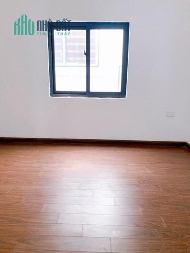 Bán nhà sổ đỏ 36 m2, 4 tầng, hướng Đông Nam, mặt tiền 3.4m, ngõ rộng 2.8m, thuộc Thiên Đường Bảo Sơn