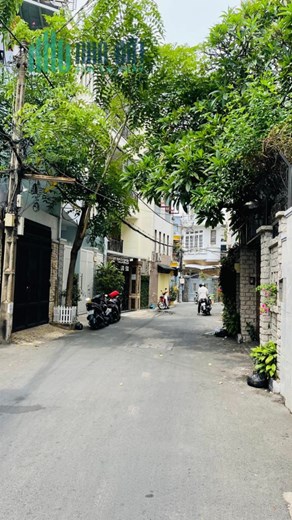 Bán nhà HXH Hoàng Hoa Thám, Bình Thạnh, vuông vức 4x11, 4 tầng, 7.5 tỷ, khu VIP