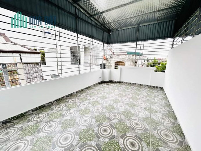 Bán nhà 3,3 tỷ Nam Dư, Lĩnh Nam, Hoàng Mai, ô tô đỗ cửa, 5 tầng mới, 3 ngủ gần phố