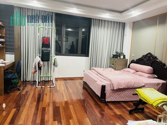 Bán Nhà phân lô TRUNG KÍNH TO, Vũ Phạm Hàm - Hè 3m, Ô TÔ TRÁNH KINH DOANH: 70m2 x 6 tầng.