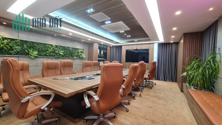 Chào thuê 340m sàn vp tòa nhà Trung Yên Plaza giá hợp lý, sẵn bàn giao tới khách hàng