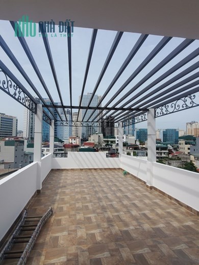 Bán tòa nhà văn phòng phố Nguyễn Ngọc Vũ đường 10 m, 65 m² 7 T thang máy giá 14.5 tỷ.