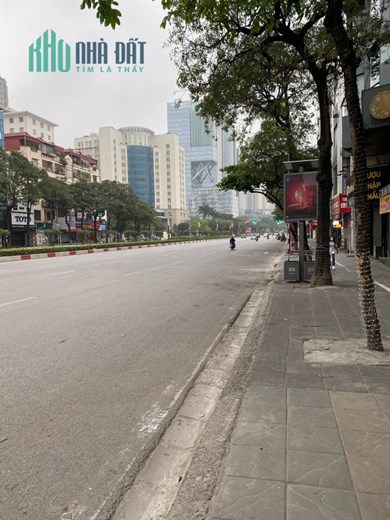 Bán nhà 39,5 tỷ 70m x 6T, MT 5.5m, Vỉa Hè 6m Mặt Phố VIP Trần Duy Hưng