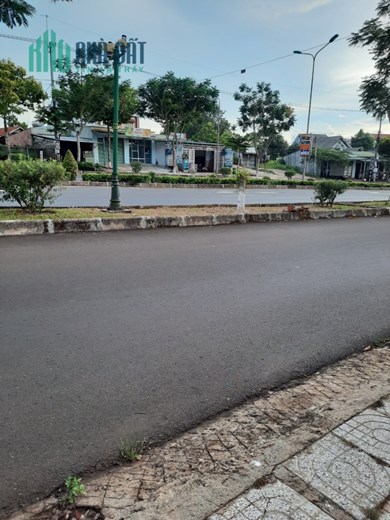 Bán Nhà Mặt Tiền Quốc Lộ 14 , Thành Phố Gia Nghĩa Đăk Nông